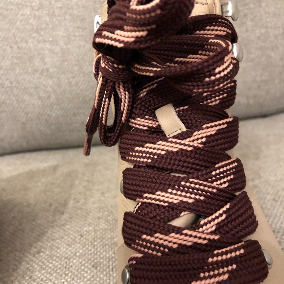 Gentle Souls by Kenneth Cole size 8 leather boots - Picture 2 of 8